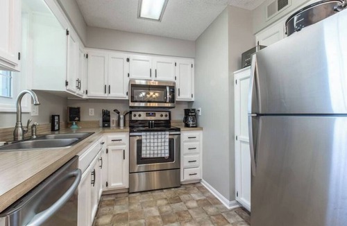 Parkville House | Discover Kansas City in Style