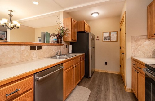 Estes Park Condo | Dog Friendly-5 min walk to downtown #3169