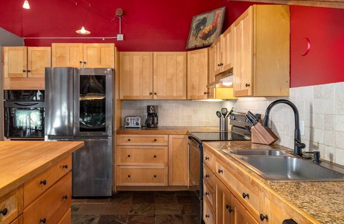 Steamboat Springs House | Dog Friendly w/Amazing Views/Setting in Woods w/Private Hot Tub-Yard/Patio/Grill-7m to Mtn/Town