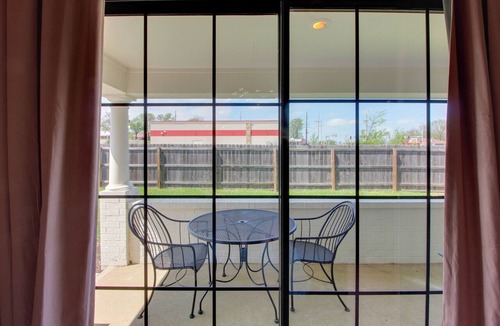 Louisburg Condo | 'Dolly Suite' at The Saint Hotel, Near Wineries!