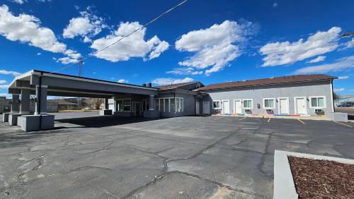 Duchesne Hotel | Duchesne River LLC