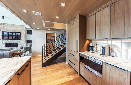 Jackson Condo | Eagle’s Perch - Top Floor 3 BR Luxury Residence