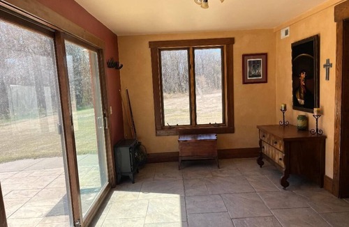 Graham County House | East Cabin 2 bedroom house in charming private rural setting