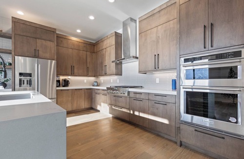 Hideout Apartment | East Klaim Drive Departments