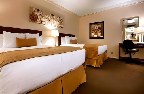 Vernal Hotel | Econo Lodge Inn & Suites Vernal near Dinosaur Monument