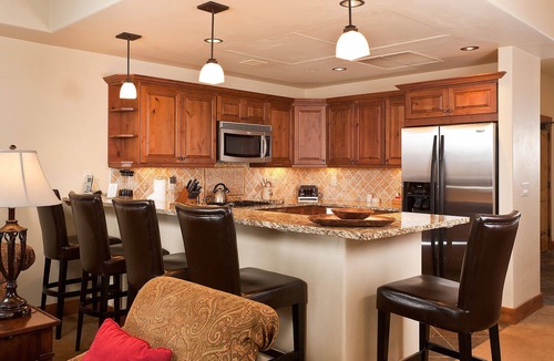 Steamboat Springs Condo | EL5206 | Relax in Luxury | Spacious and Amenities Galore | Air Chilling | Pool