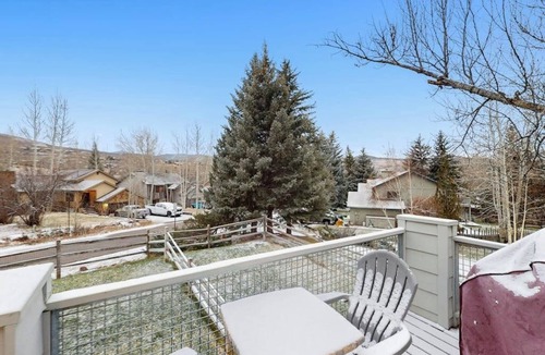 Edwards House | Elegant Mountain-View Condo with Backyard Trails | 8 Minute Walk to Riverwalk