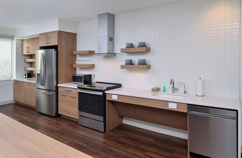 North Kansas City Hotel | Element by Marriott North Kansas City