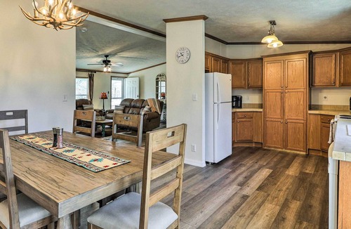 Elk City Cabin | Elk City Cabin w/ Deck & Gas Grill!