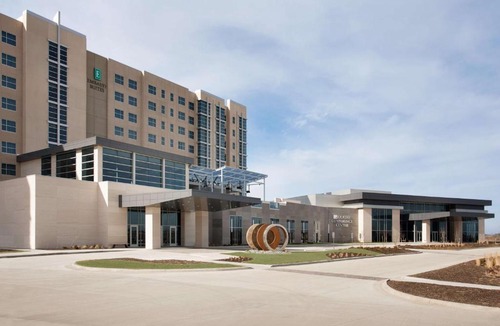 Olathe Hotel | Embassy Suites by Hilton Kansas City Olathe