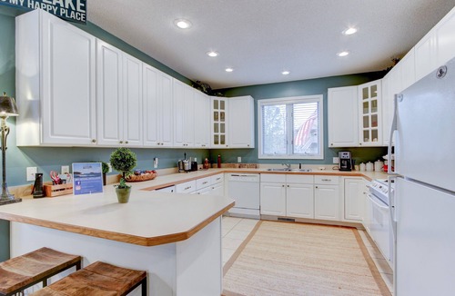 Mount Ida Condo | Enchanted Forest/280BVD Hosted by LOVR