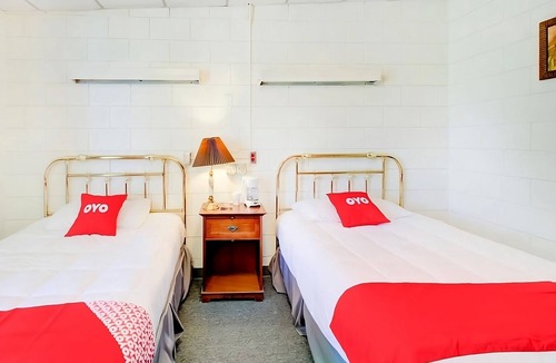 Drumright House | Enjoy a Hassle-Free Stay! Free Parking, Pets Allowed, Near Tidewater Winery