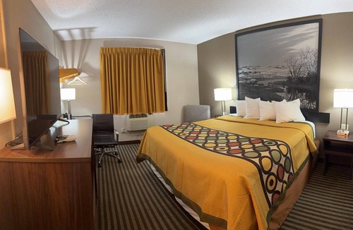 Lexington Hotel | Enjoy a Tranquil Stay Close to the City’s Museums - Perfect for Adventurers