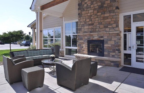 Centerra House | Enjoy an extended stay at our pet-friendly Loveland hotel