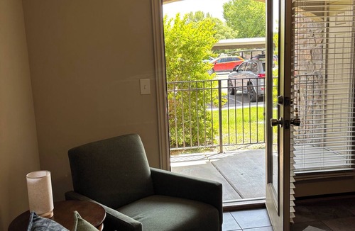 Vernal Condo | Enjoy the Suite Life! 3-bedroom 2 bathroom condo in quaint Vernal with cool AC