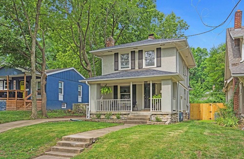 South Kansas City House | Entertainer - Brookside + Walkable + Firepit