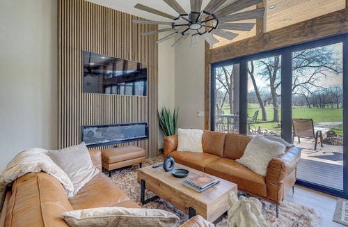 Bucyrus House | Entire place, cozy, unique space, countryside