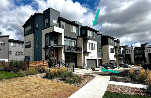 Twin Lakes House | Entire TH near Denver, Stockyard, Boulder, hospitals, Federal Ctr., & mountains