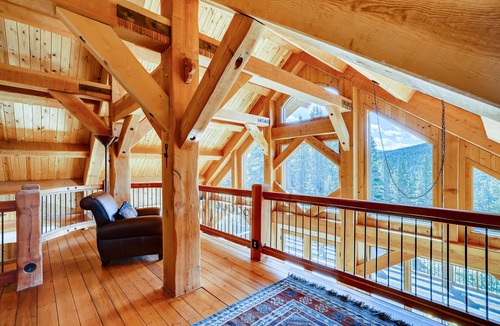 Red Cliff House | Evening Star: amazing mountain home in the Rockies near skiing