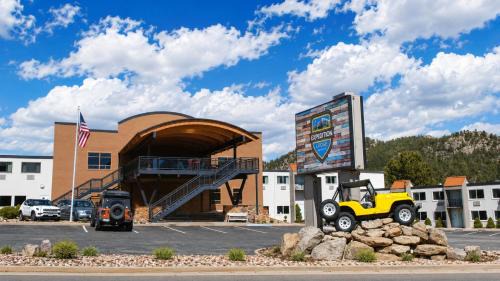 Estes Park Hotel | Expedition Lodge Estes Park at Rocky Mtn National Park