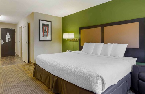 Orange Prairie Hotel | Extended Stay America Select Suites - Peoria - North