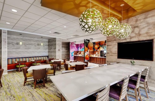 Schaumburg Hotel | Fairfield Inn & Suites by Marriott Chicago Schaumburg