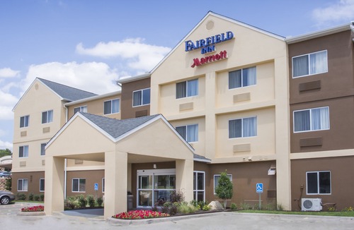 Southwest Topeka Hotel | Fairfield Inn Topeka