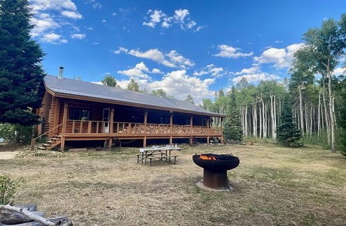 Casper Mountain Ski Chalet | Fairies' Cabin - Log Home in the Casper Mountains