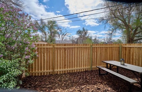 Torrington House | Family 5BR Retreat Sleeps 11 by College, Hospital