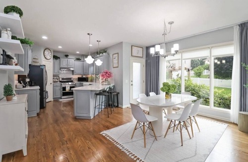 Papillion House | Family-Friendly 5BR Home w/Games & Massage Chair