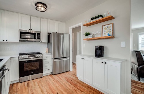 Lenexa House | Family friendly, Youth Sports tournaments, World Cup-Ready, Lenexa, 3BR Near KC