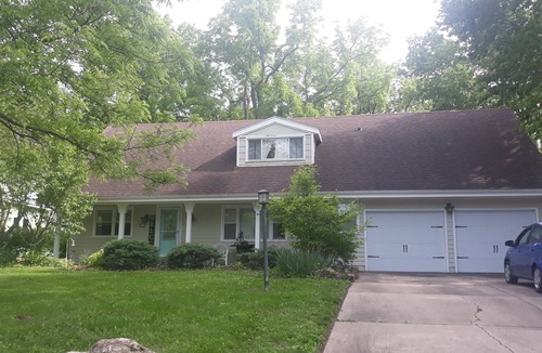Overland Park House | Family Home, walk to Downtown Overland Park!