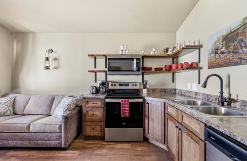Island Park Cabin | Fantastic Old West Cabin with All Commodities in Island Park, Idaho