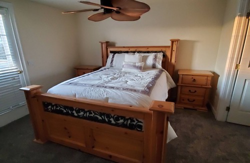 Todd Creek House | Farm House by River with trailer/RV parking(Pet Friendly including horses)