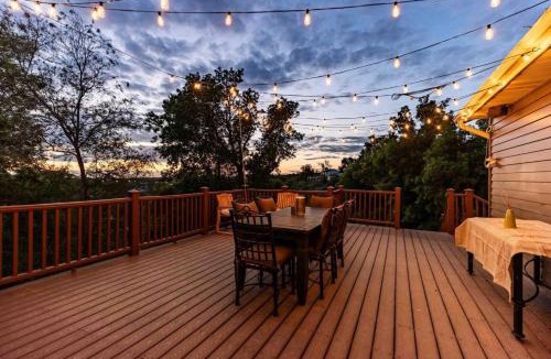 Farmington House | Farmington Basecamp-Hot Tub Large Deck and View
