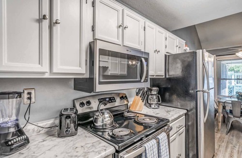 Cordova House | Fenced Yard w/Pool! Comfy & Convenient in Cordova