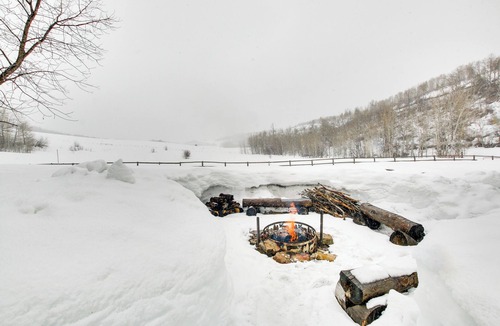 Thayne House | Fire Pit & Games! 10-Acre 'Majestic Mountain Home'