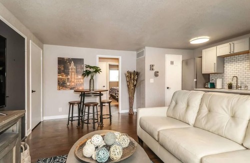 West Plaza Condo | First Floor with 2 King Bedrooms