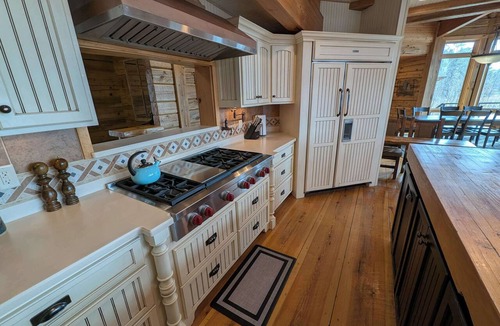 Park Rapids House | Fish Hook River Log Home w/Theater & Dock!
