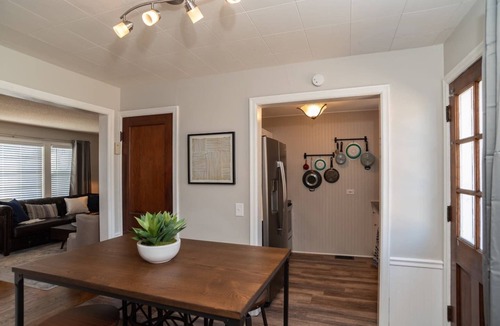 Overland Park House | Floyd's Retreat Stylish Home | Walk to Downtown Overland Park