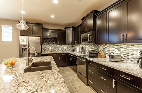 Cooley Station North House | Four Bedroom Three King Beds