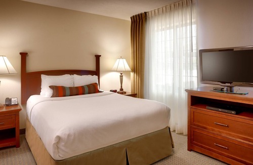 Omaha Condo | Free Breakfast. Pool. Gym. Close to the Children’s Hospital!