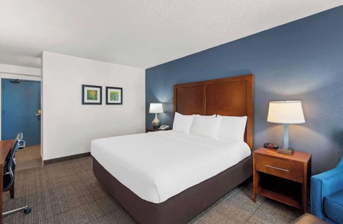 South Central Omaha Hotel | Fun Retreat in Downtown Omaha – Steps from Attractions, w/Pool & Free Breakfast
