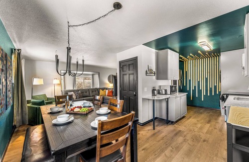 Dayton Triangle House | Game Night House with Eight Rooms