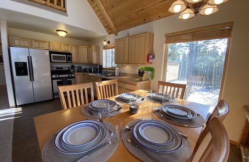 Fairplay Cabin | Game Room w/Pool Table, Mtn Views, Pet-Friendly, Starlink WiFi