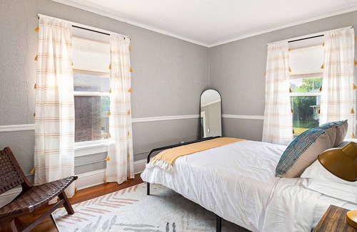 Midtown House | Game/Theater Room - Barbecue - Central Location