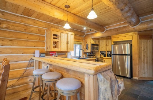 Valley of the Sun Cabin | Gemini cabin, deck views of 14kft mtn, 40 min to Breck. Surrounded by wildlife