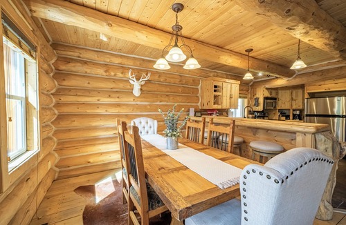 Valley of the Sun Cabin | Gemini cabin, deck views of 14kft mtn, 40 min to Breck. Surrounded by wildlife