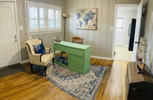 Gunter Afs House | Georgetown Gem