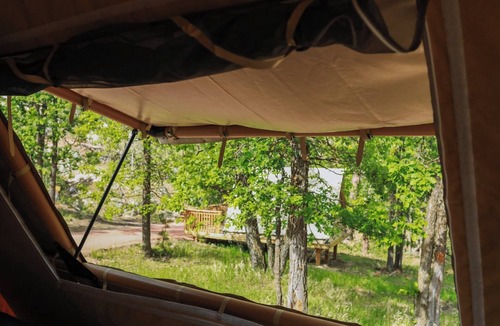 Hermosa RV Rental | Glamping Retreat, Forest Escape in the Black Hills